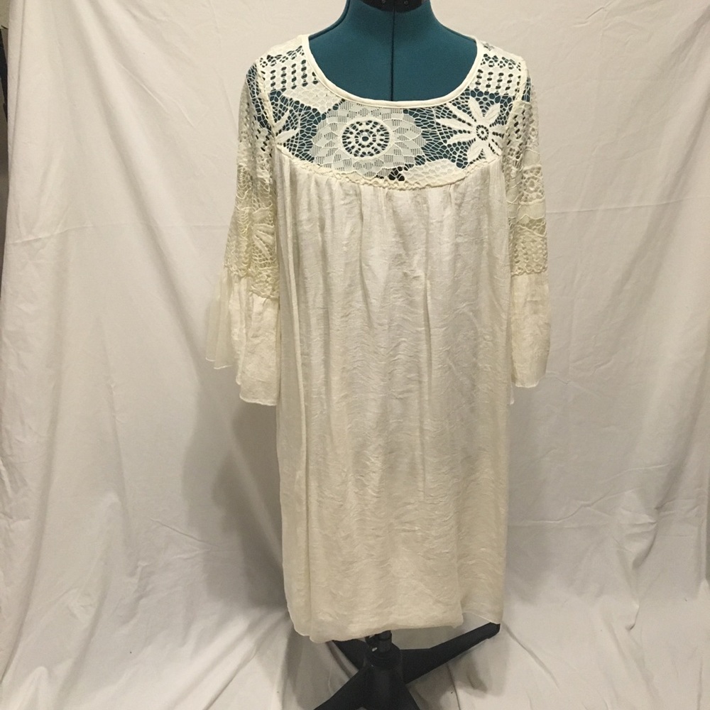 J Gee Boho Ivory Lace Bell Sleeved Shift Dress M